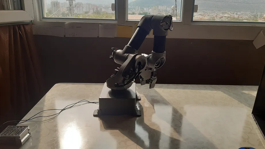 5 Eksenli 3d Baskılı Robot Kol Projesi